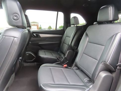 Used 2026 Buick Enclave Preferred AWD/4WD image 22