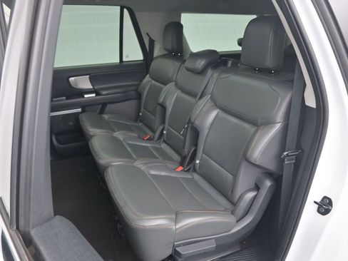 Used 2025 Ford Expedition Max Active AWD/4WD image 14