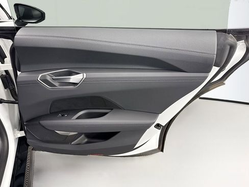 Certified 2024 Audi e-tron GT Premium Plus image 26