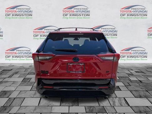 Used 2023 Toyota RAV4 SE w/ Weather & Moonroof Package AWD/4WD image 4