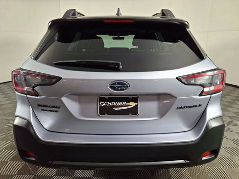 Used 2023 Subaru Outback Onyx Edition image 4