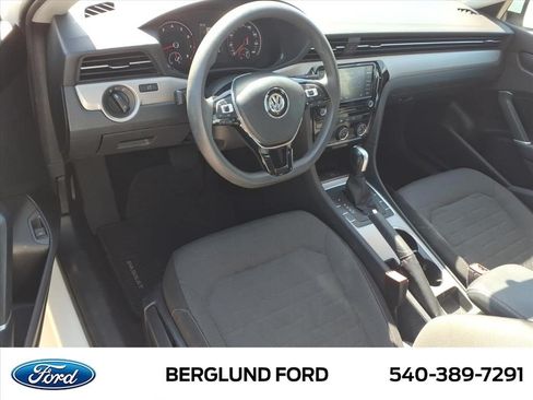 Used 2020 Volkswagen Passat 2.0T S FWD image 16