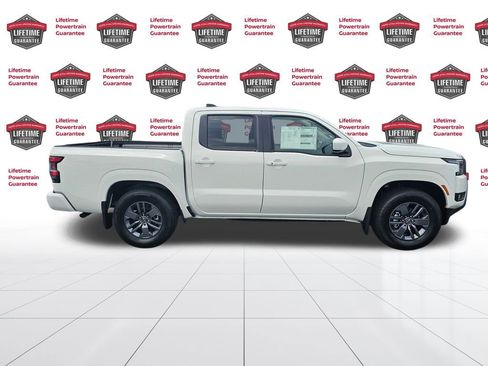 New 2025 Nissan Frontier SV w/ SV Convenience Package image 6