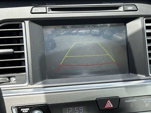 Used 2017 Hyundai Sonata SE FWD image 29