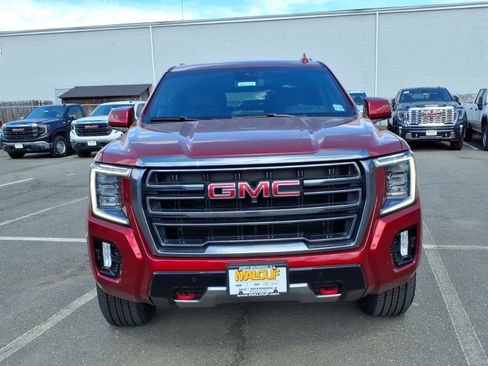 Certified 2023 GMC Yukon XL AT4 w/ AT4 Premium Package AWD/4WD image 2