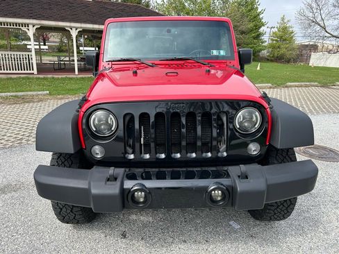 Used 2014 Jeep Wrangler Sport image 2