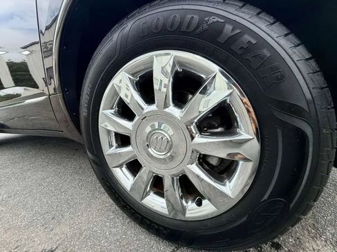 Used 2015 Buick Enclave Premium FWD image 19