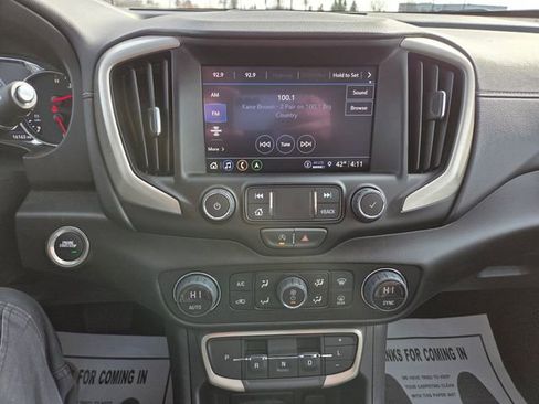 Used 2024 GMC Terrain Denali w/ Denali Premium Package image 23