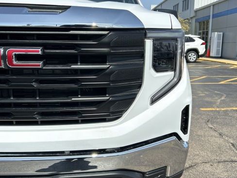 New 2026 GMC Sierra 1500 Pro AWD/4WD image 3