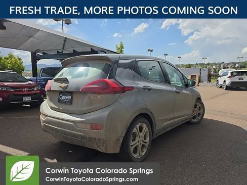 Used 2021 Chevrolet Bolt LT FWD image 9