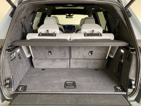 New 2026 BMW X7 xDrive40i w/ M Sport Package image 31