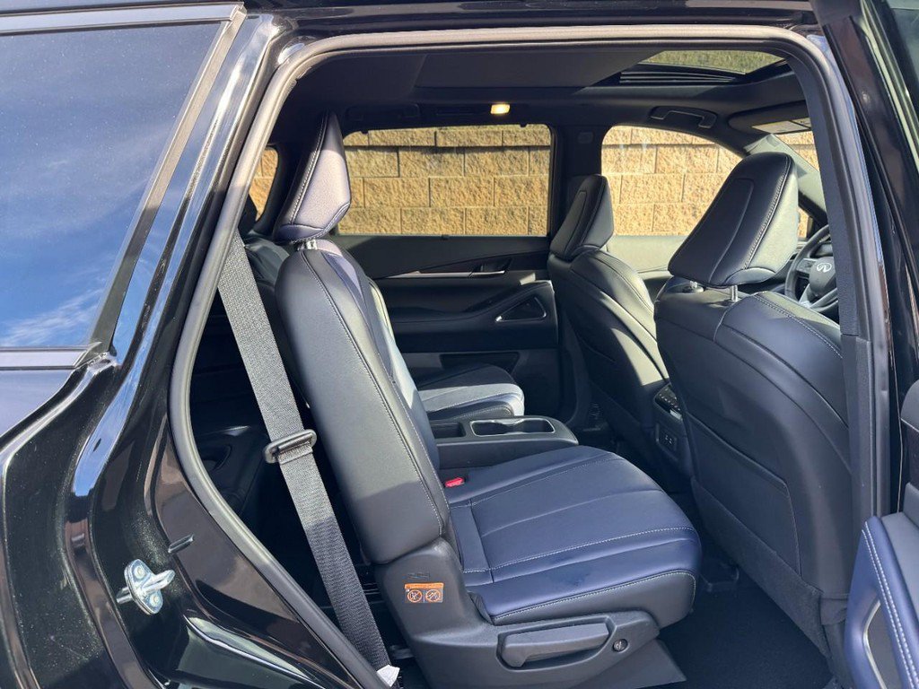 Used 2026 INFINITI QX60 Sport w/ Dark Cargo Package AWD/4WD image 10
