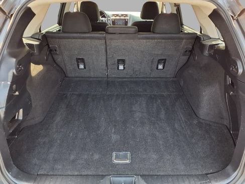 Used 2019 Subaru Outback 2.5i Premium AWD/4WD image 24