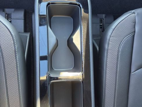 New 2026 Nissan Pathfinder SL image 34