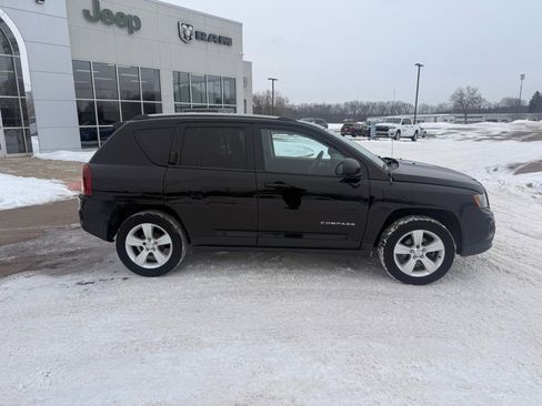 Used 2016 Jeep Compass Sport w/ Power Value Group image 2