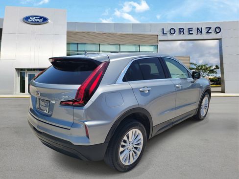 Used 2024 Cadillac XT4 Luxury FWD image 5