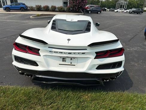 Used 2025 Chevrolet Corvette E-Ray w/ Stealth Interior Trim Package AWD/4WD image 6