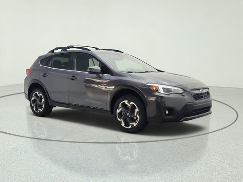 Used 2023 Subaru Crosstrek 2.5i Limited w/ Moonroof Package AWD/4WD image 3
