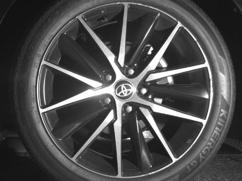 Used 2023 Toyota Camry SE AWD/4WD image 13