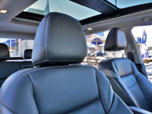 Used 2024 Nissan Murano Platinum w/ Cargo Package image 14