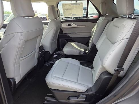 New 2026 Ford Explorer Active w/ Active Comfort Package image 37