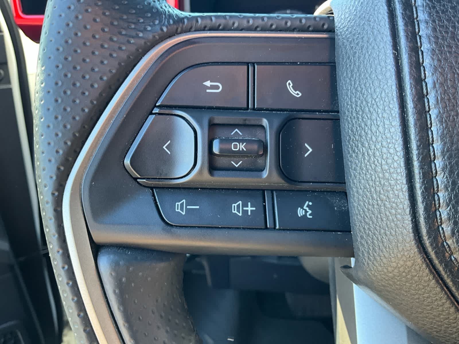 Used 2025 Toyota 4Runner TRD Off-Road Premium AWD/4WD image 21