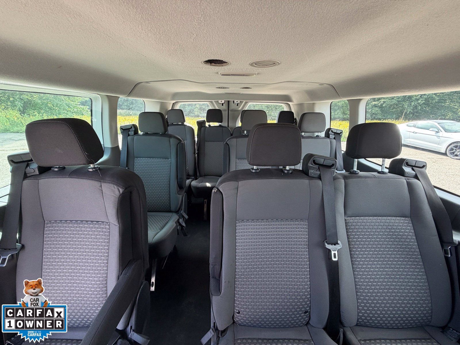 Used 2023 Ford Transit 350 XLT RWD image 4
