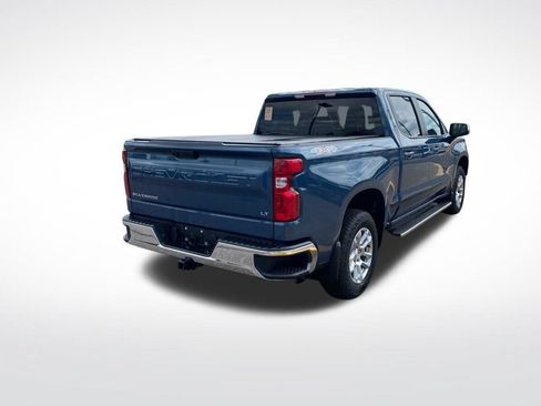 Used 2024 Chevrolet Silverado 1500 LT AWD/4WD image 7