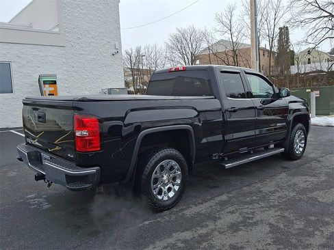 Used 2017 GMC Sierra 1500 SLE w/ SLE Value Package image 6