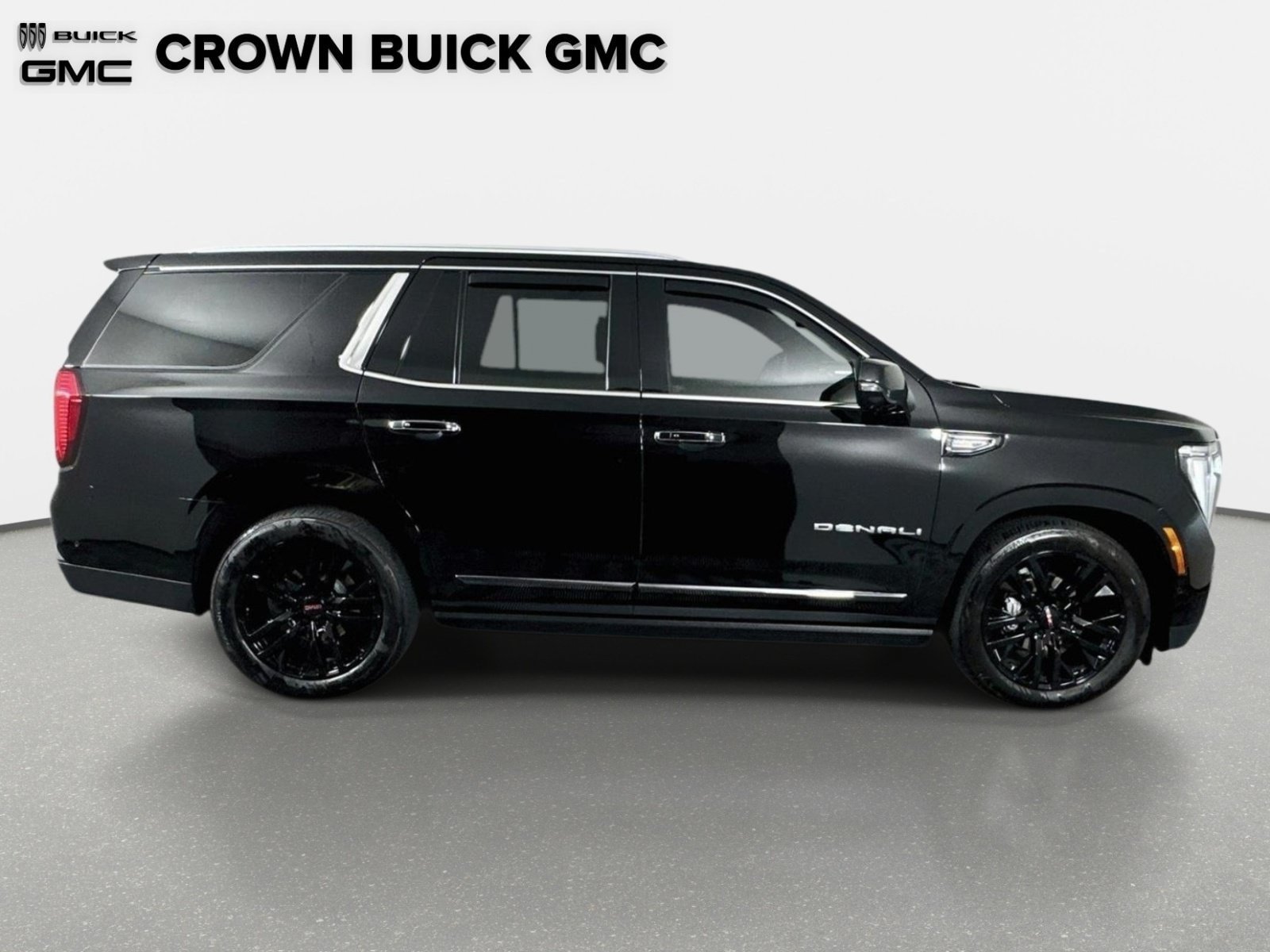Used 2026 GMC Yukon Denali Ultimate AWD/4WD image 4