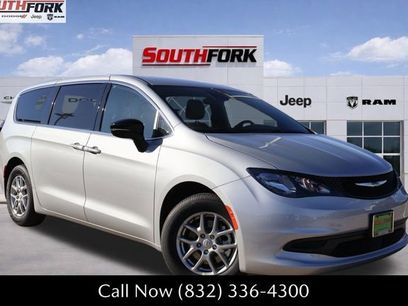 New 2026 Chrysler Voyager LX