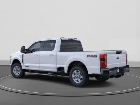 New 2026 Ford F250 XLT w/ XLT Premium Package AWD/4WD image 4
