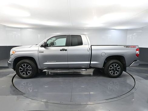 Used 2015 Toyota Tundra SR5 image 9