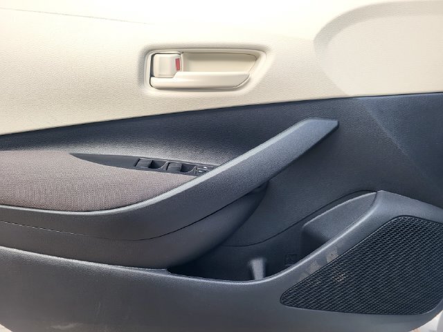 New 2027 Toyota Corolla LE FWD image 11