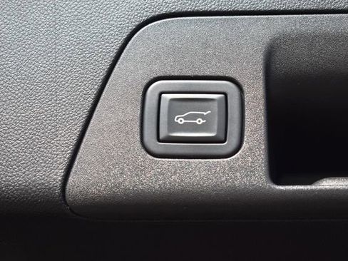 Used 2023 Buick Envision Preferred w/ Sport Touring Package AWD/4WD image 19