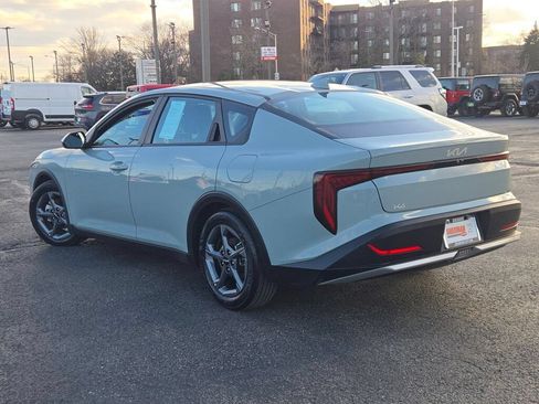 Used 2025 Kia K4 FWD image 17