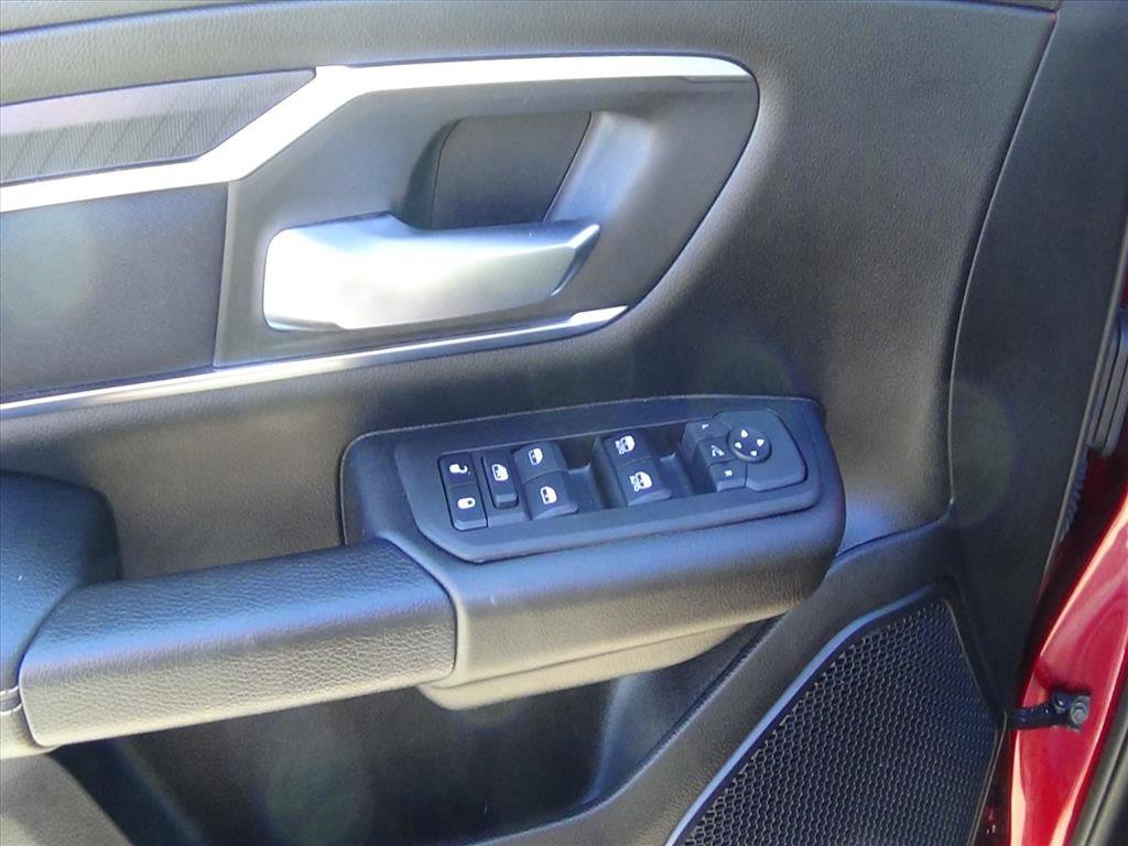 Used 2025 RAM 1500 Big Horn AWD/4WD image 15