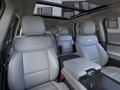 New 2026 Ford Expedition Max Platinum w/ Driver's Package image 10