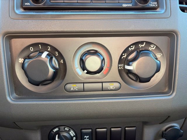 Used 2006 Nissan Frontier NISMO w/ (N01) Utility Bed Pkg AWD/4WD image 29