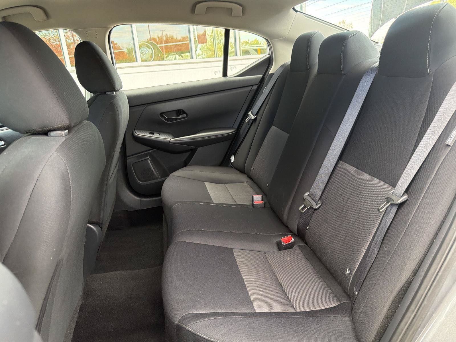 Used 2024 Nissan Sentra SV FWD image 32