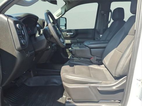 Used 2024 Chevrolet Silverado 3500 W/T AWD/4WD image 17