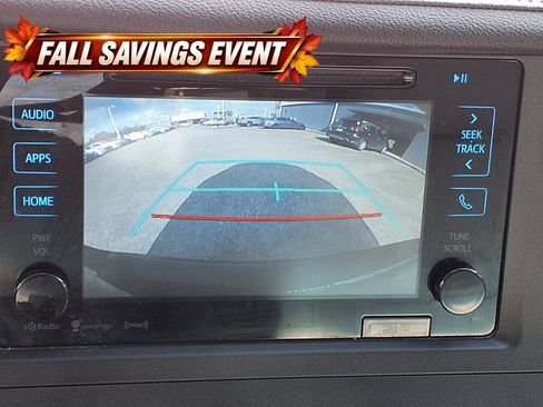 Used 2017 Toyota Sienna XLE Premium FWD image 29