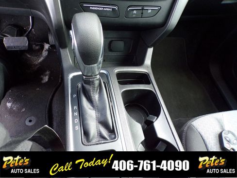 Used 2018 Ford Escape SE image 25