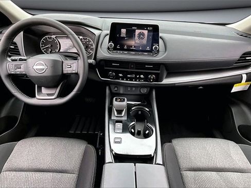 New 2026 Nissan Rogue SV image 5