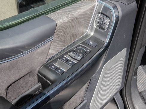 Used 2025 Ford F350 Platinum AWD/4WD image 18