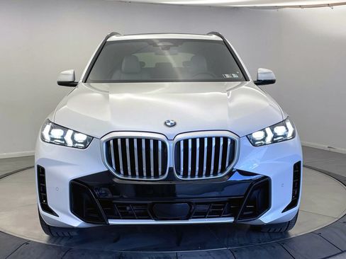 Used 2026 BMW X5 xDrive40i w/ M Sport Package AWD/4WD image 8