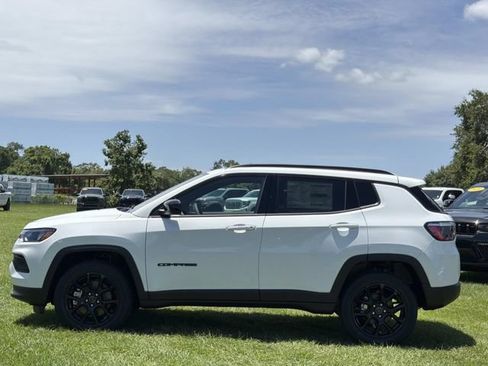 New 2026 Jeep Compass Latitude AWD/4WD image 15