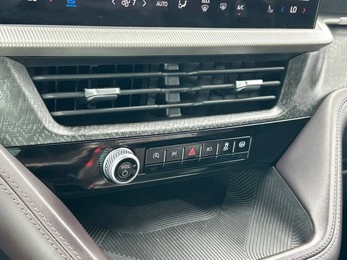 Used 2026 Ford Explorer Platinum RWD image 33