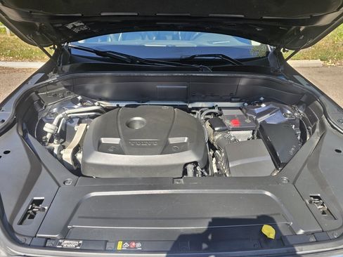 Used 2017 Volvo XC90 T6 Momentum w/ Vision Package AWD/4WD image 56