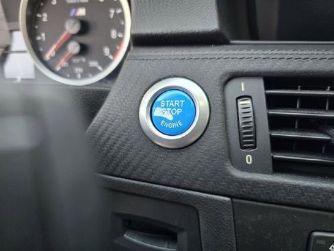 Used 2008 BMW M3 Sedan image 39